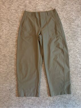 Athleta Olive Green Women’s Wide Leg Pants